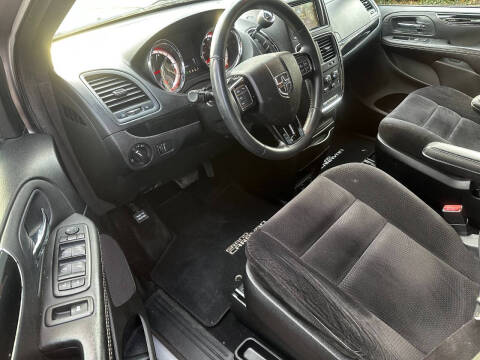 2014 Dodge Grand Caravan SE 30th Anniversary