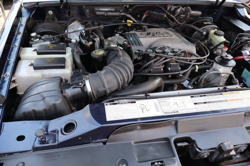 2000 Ford Explorer Eddie Bauer