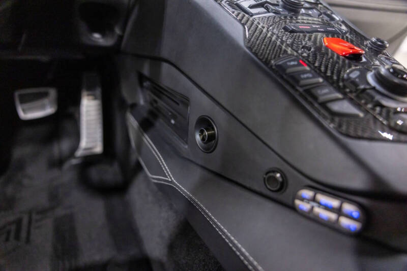 2019 Lamborghini Aventador LP 740-4 S