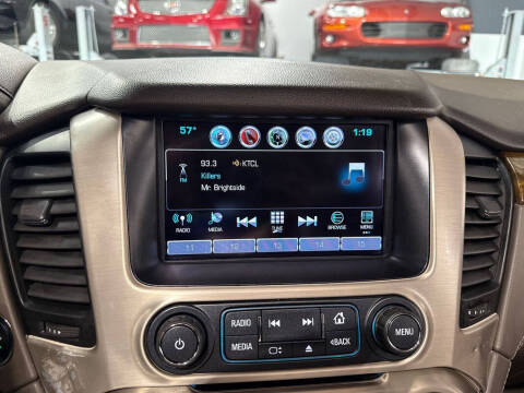 2017 GMC Yukon XL Denali