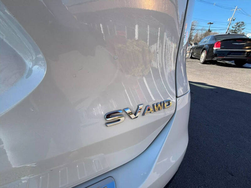 2016 Nissan Rogue SV