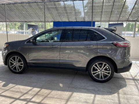 2022 Ford Edge Titanium