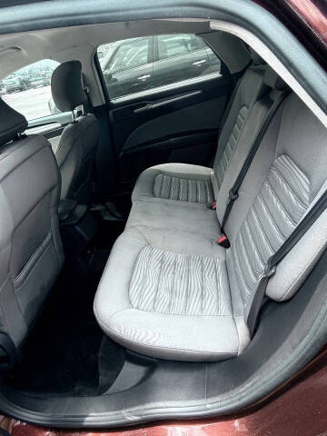 2016 Ford Fusion S