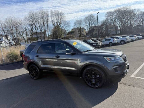 2019 Ford Explorer Sport