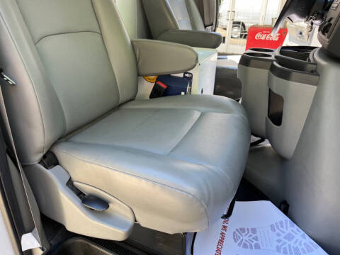 2014 Ford E-Series E-350 SD