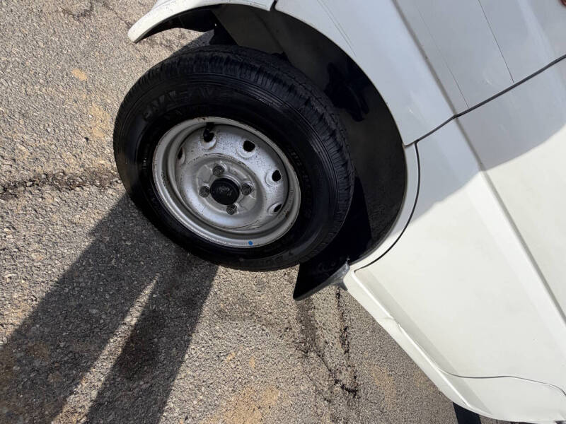 2000 Suzuki Carry