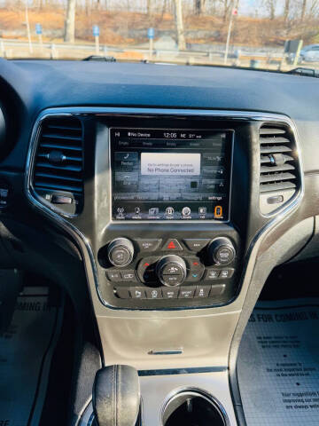 2017 Jeep Grand Cherokee Altitude