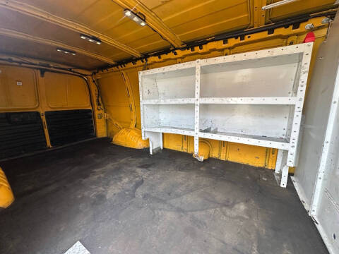 2016 Chevrolet Express 2500