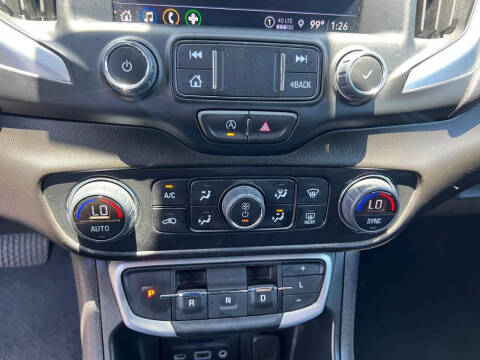 2024 GMC Terrain SLT