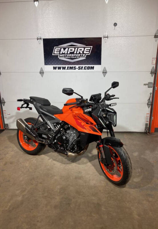 2024 KTM 990 Duke