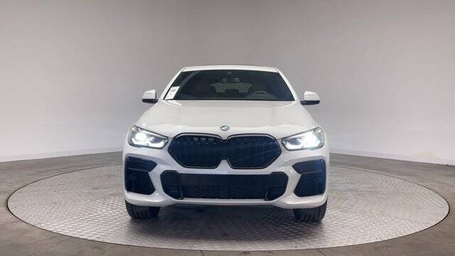 2023 BMW X6 xDrive40i