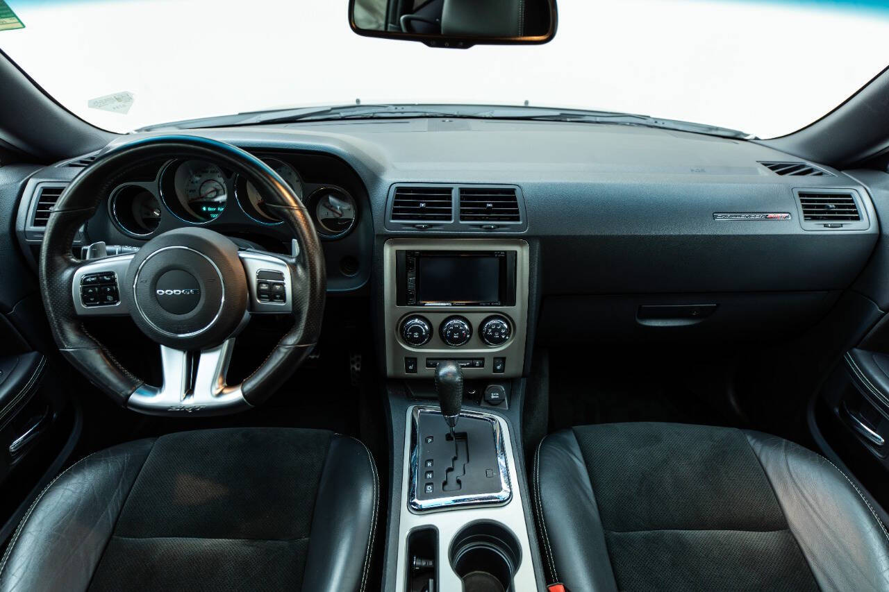 2012 Dodge Challenger 122