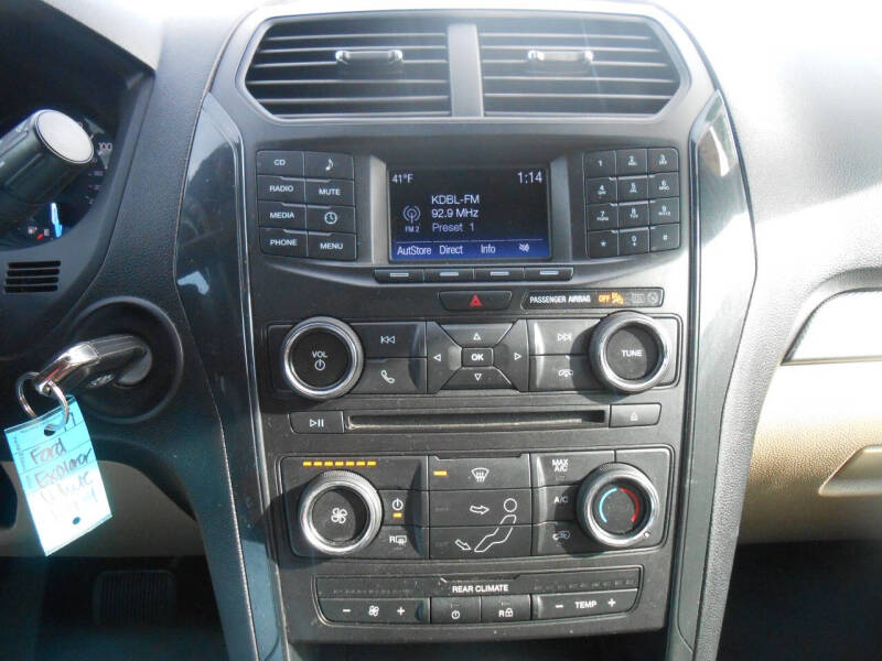 2017 Ford Explorer