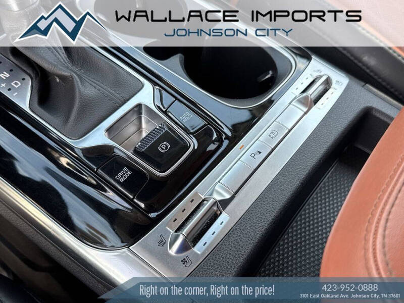 2022 Kia Carnival SX