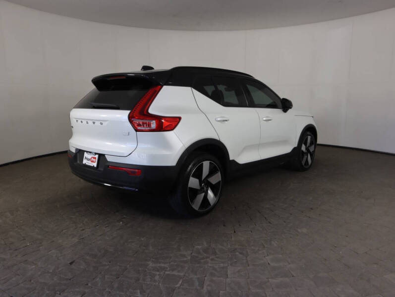 2023 Volvo XC40 Recharge Twin Ultimate