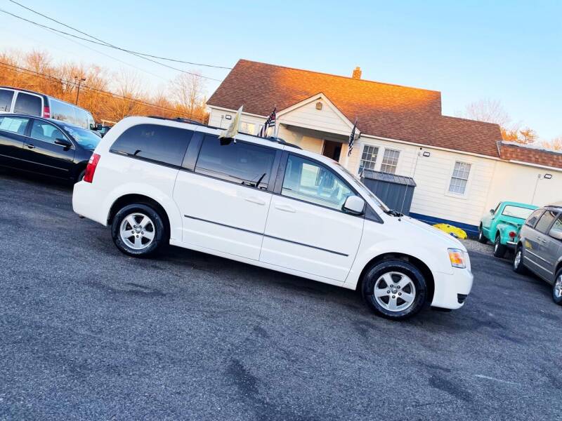 2010 Dodge Grand Caravan for sale at New Wave Auto of Vineland in Vineland NJ