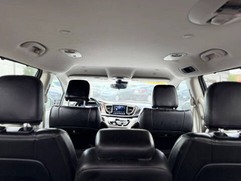 2018 Chrysler Pacifica Touring L