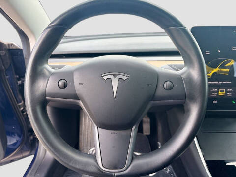 2019 Tesla Model 3 Standard Range Plus