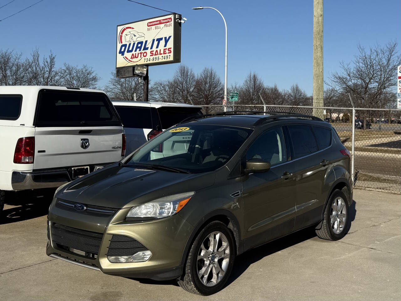 Green 2013 Ford Escape SE SE 4dr SUV 1