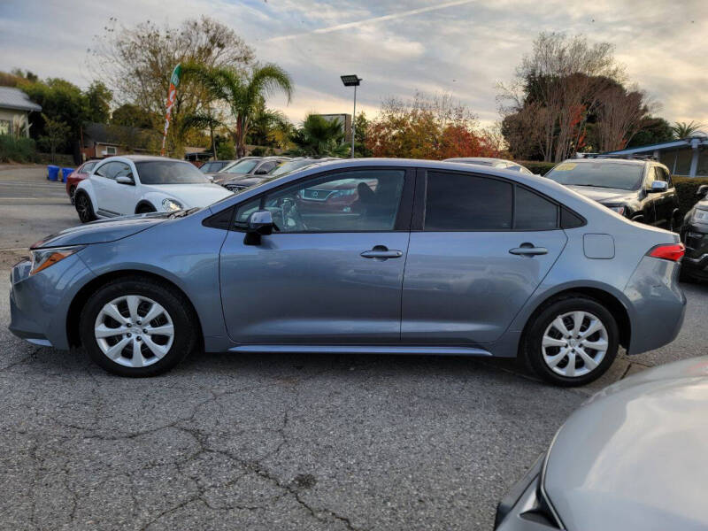 2021 Toyota Corolla LE photo 7