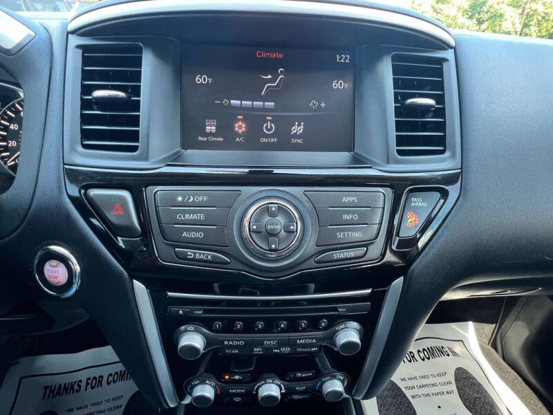 2020 Nissan Pathfinder S