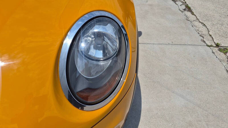 2016 MINI Hardtop 4 Door Cooper