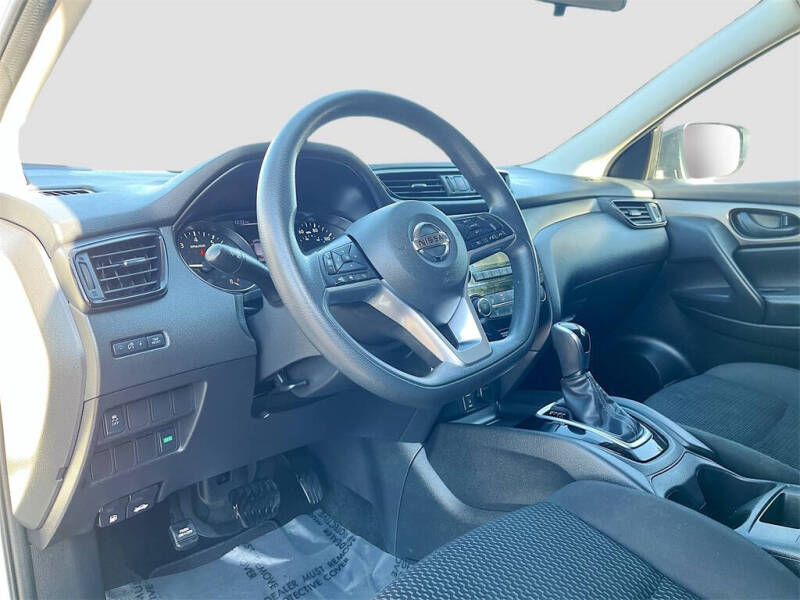 2017 Nissan Rogue Sport S