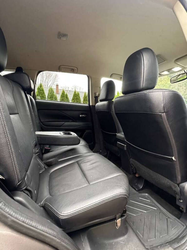 2017 Mitsubishi Outlander SEL