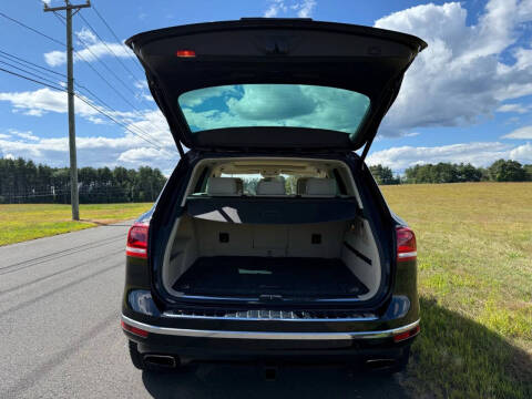 2016 Volkswagen Touareg VR6 Executive