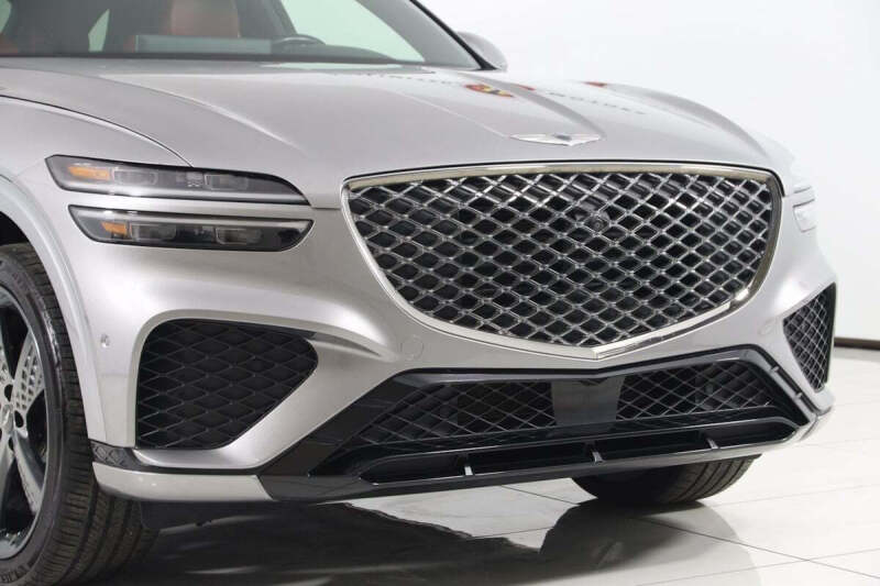 2023 Genesis GV70 2.5T Standard