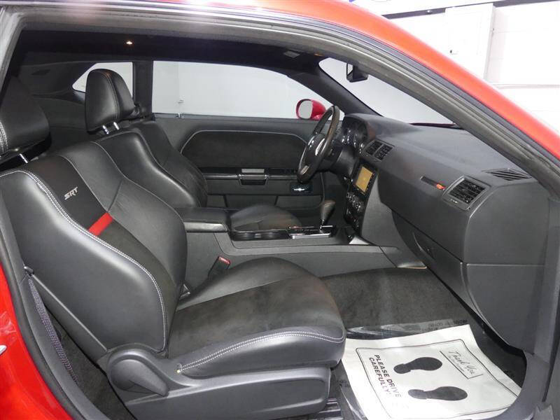 2011 Dodge Challenger SRT8 392