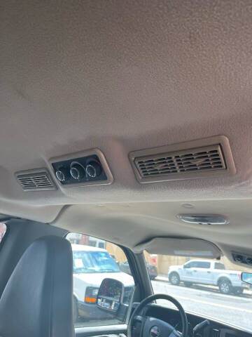 2010 GMC Savana Passenger