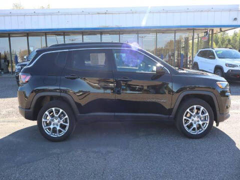 2023 Jeep Compass Latitude Lux