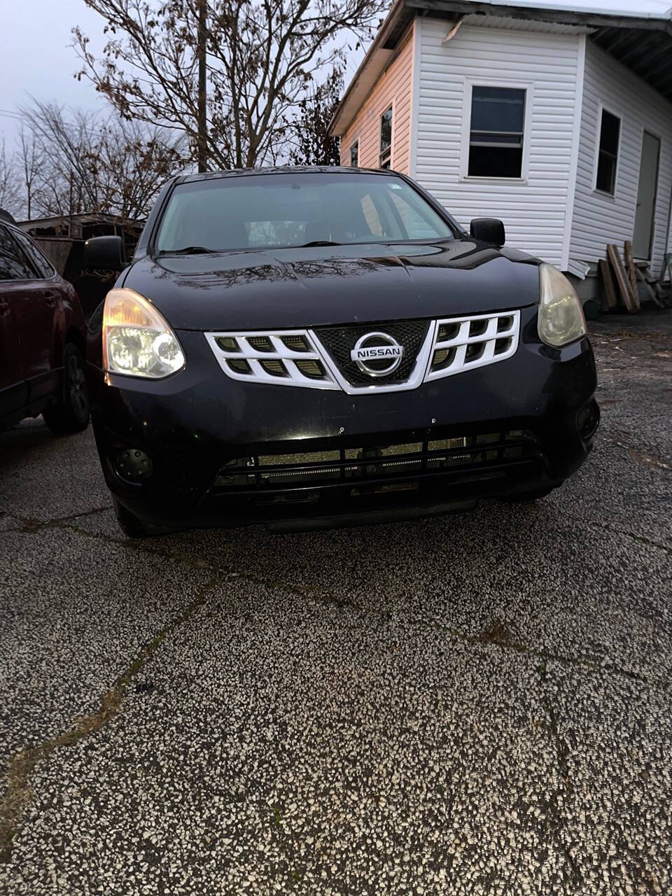 2011 Nissan Rogue for sale at Carz 4 Less in Hartville, OH