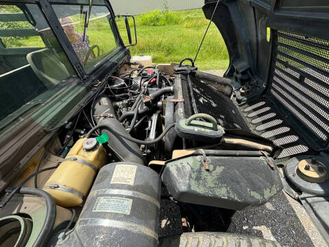 2001 AM General HMMWV