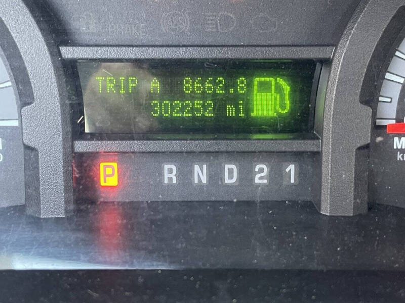 2009 Ford E-Series E-350 SD XLT