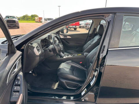 2018 Mazda MAZDA3 Touring