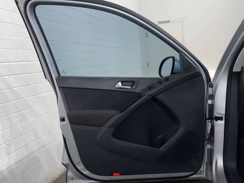 2012 Volkswagen Tiguan