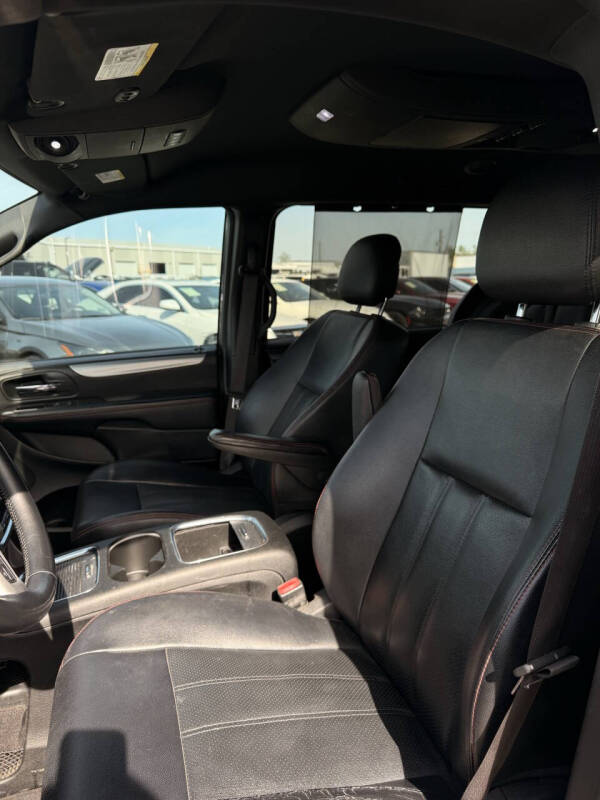 2017 Dodge Grand Caravan GT