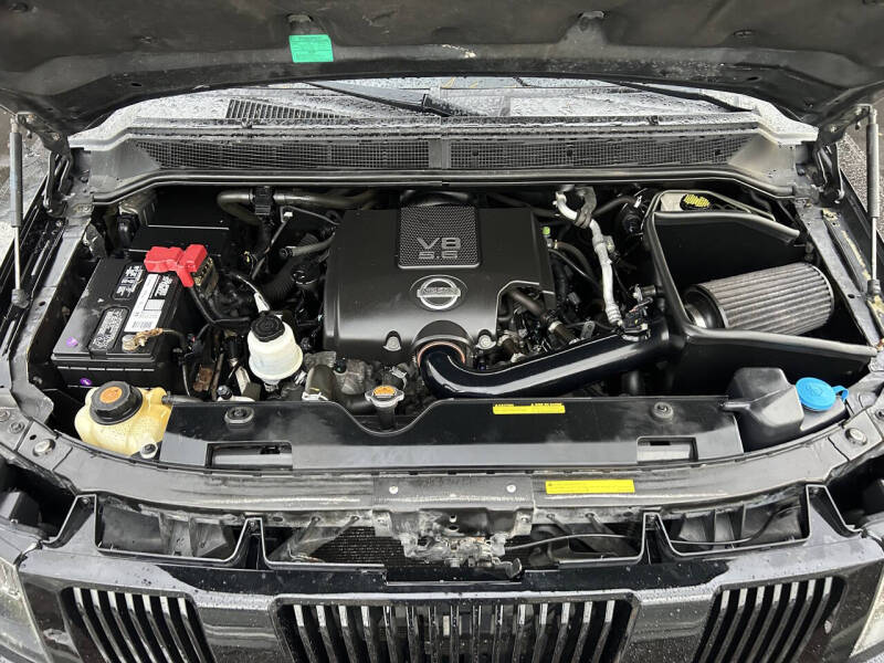 2014 Nissan Titan SV