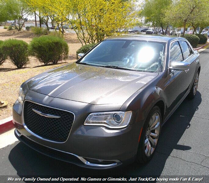 2019 Chrysler 300 Limited