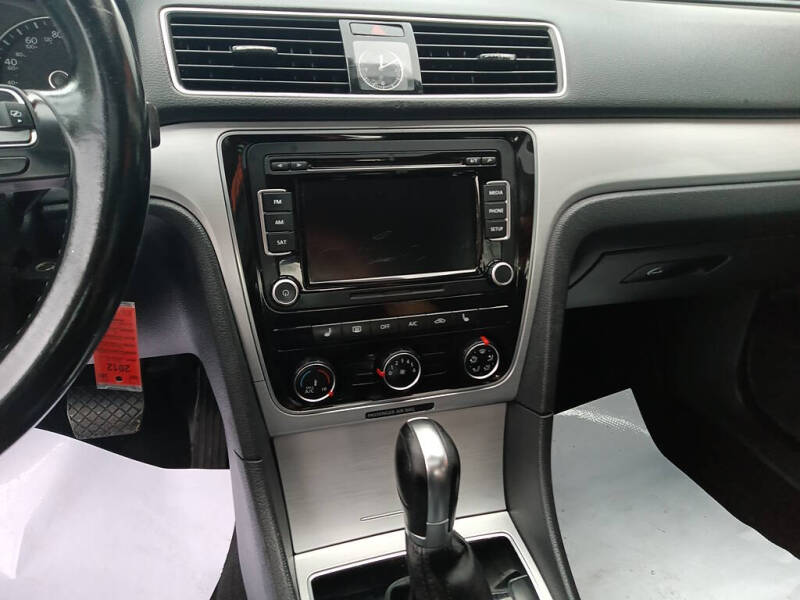 2013 Volkswagen Passat