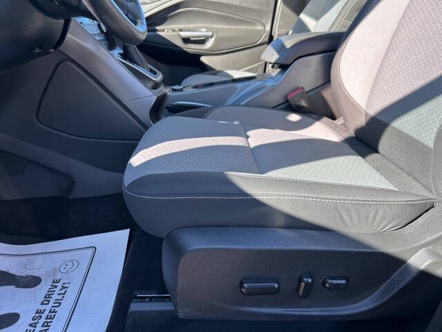 2017 Ford C-MAX Hybrid SE