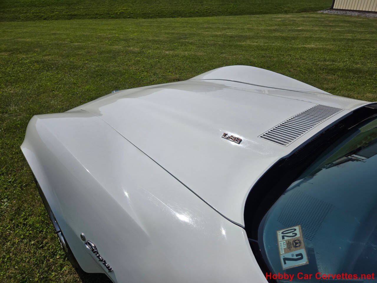 1976 Chevrolet Corvette 23