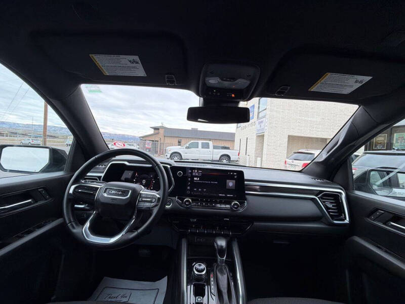 2023 GMC Canyon Elevation