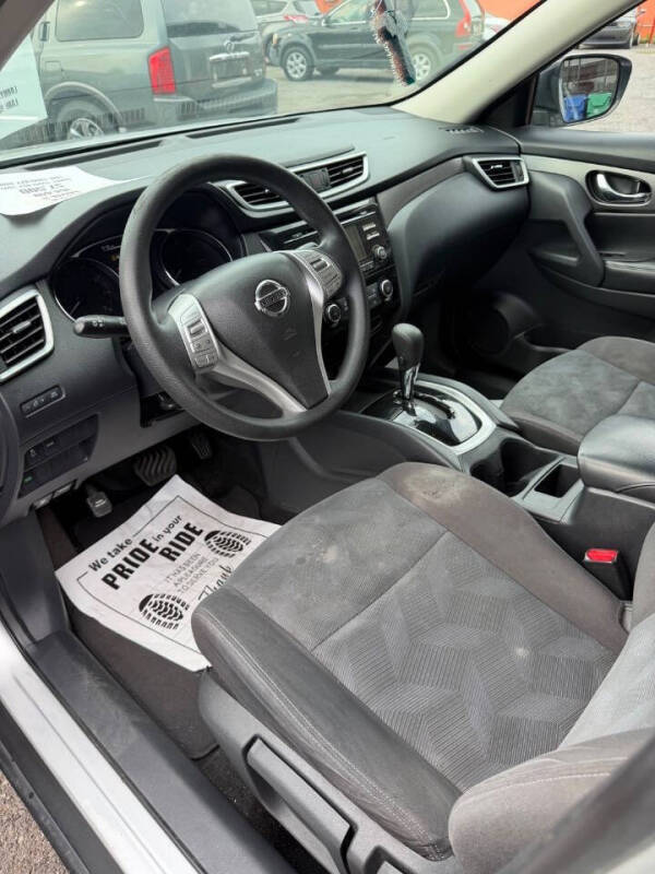 2016 Nissan Rogue S