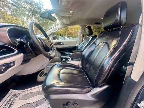 2020 Chrysler Voyager LXi