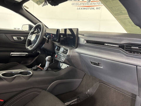 2025 Ford Mustang EcoBoost