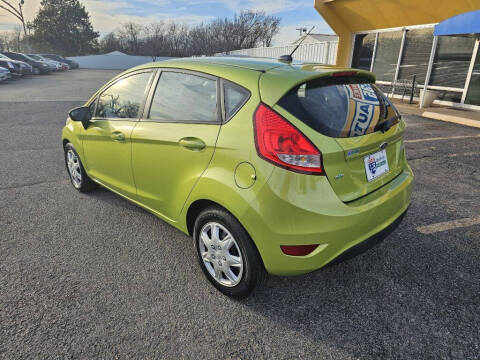 2013 Ford Fiesta SE