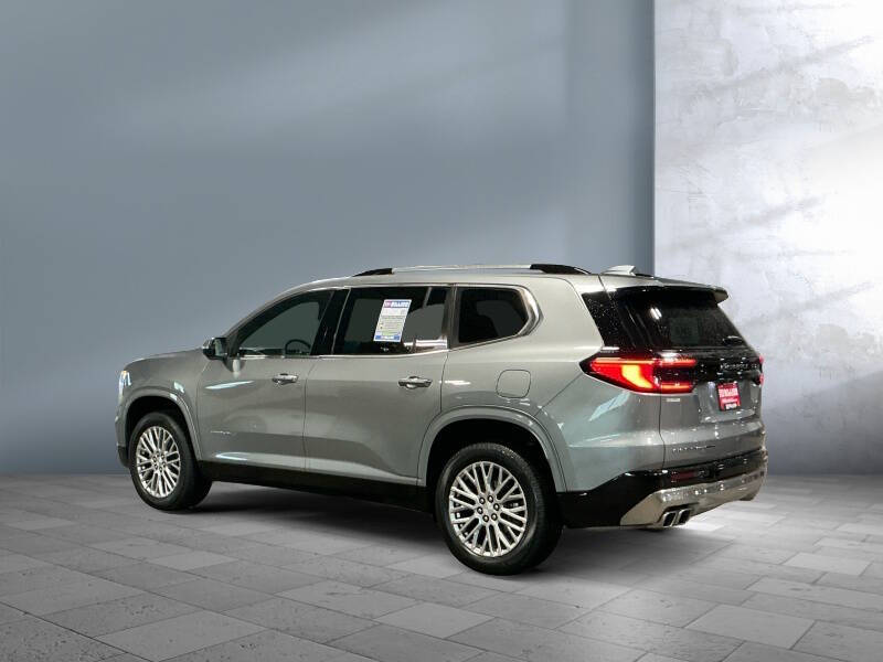 2024 GMC Acadia Denali